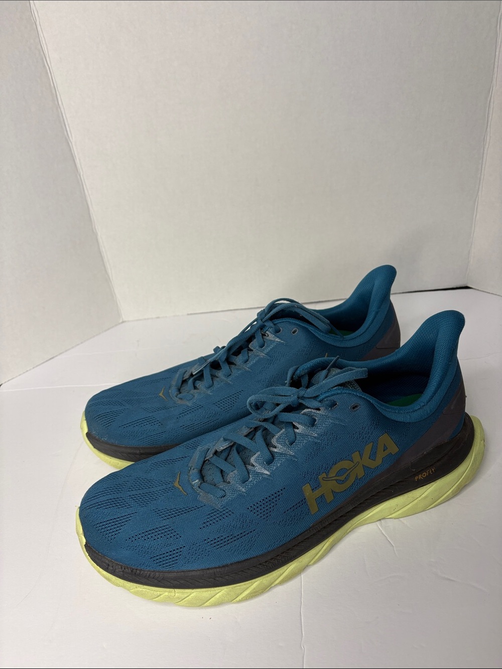 Hoka Mach 4 Teal Everyday Trainer